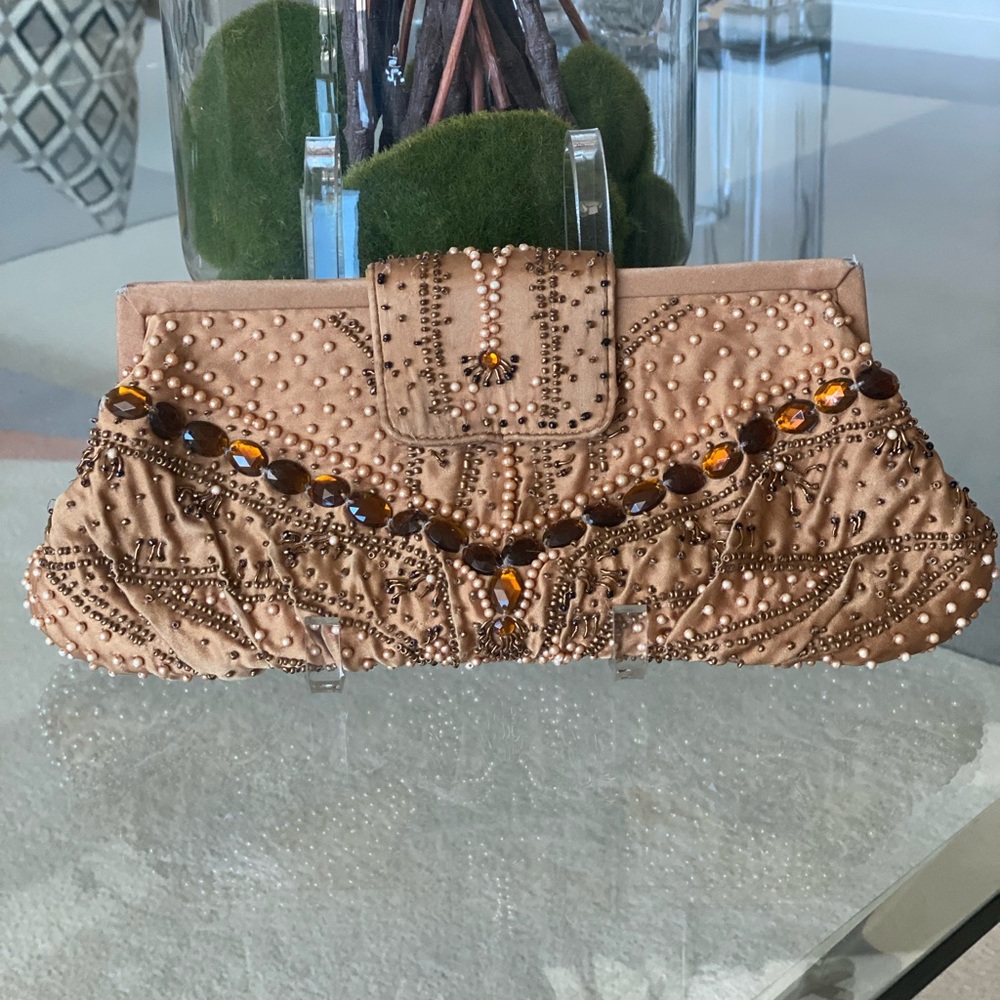 RUST COLOR SANTI BEAD EMBELLISHED CLUTCH BAG